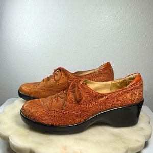 Women's Leather Algeria Etta comfort clog shoes 38